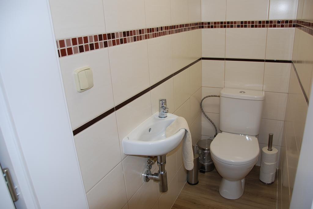 Apartment Ptaci Dum Sneznik ภายนอก รูปภาพ
